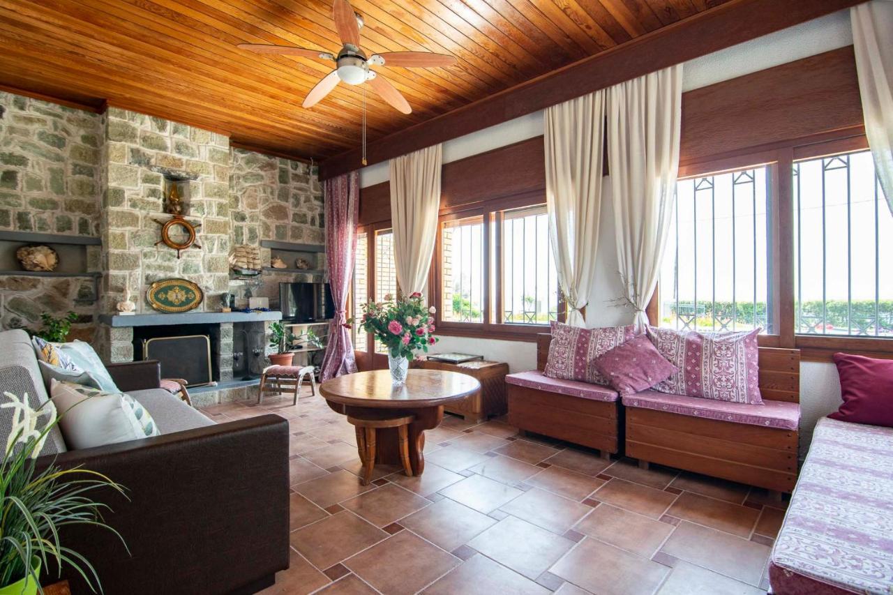 Clio Beach House By Travel Pro Services - Metochi Halkidiki Sozopoli Exteriör bild