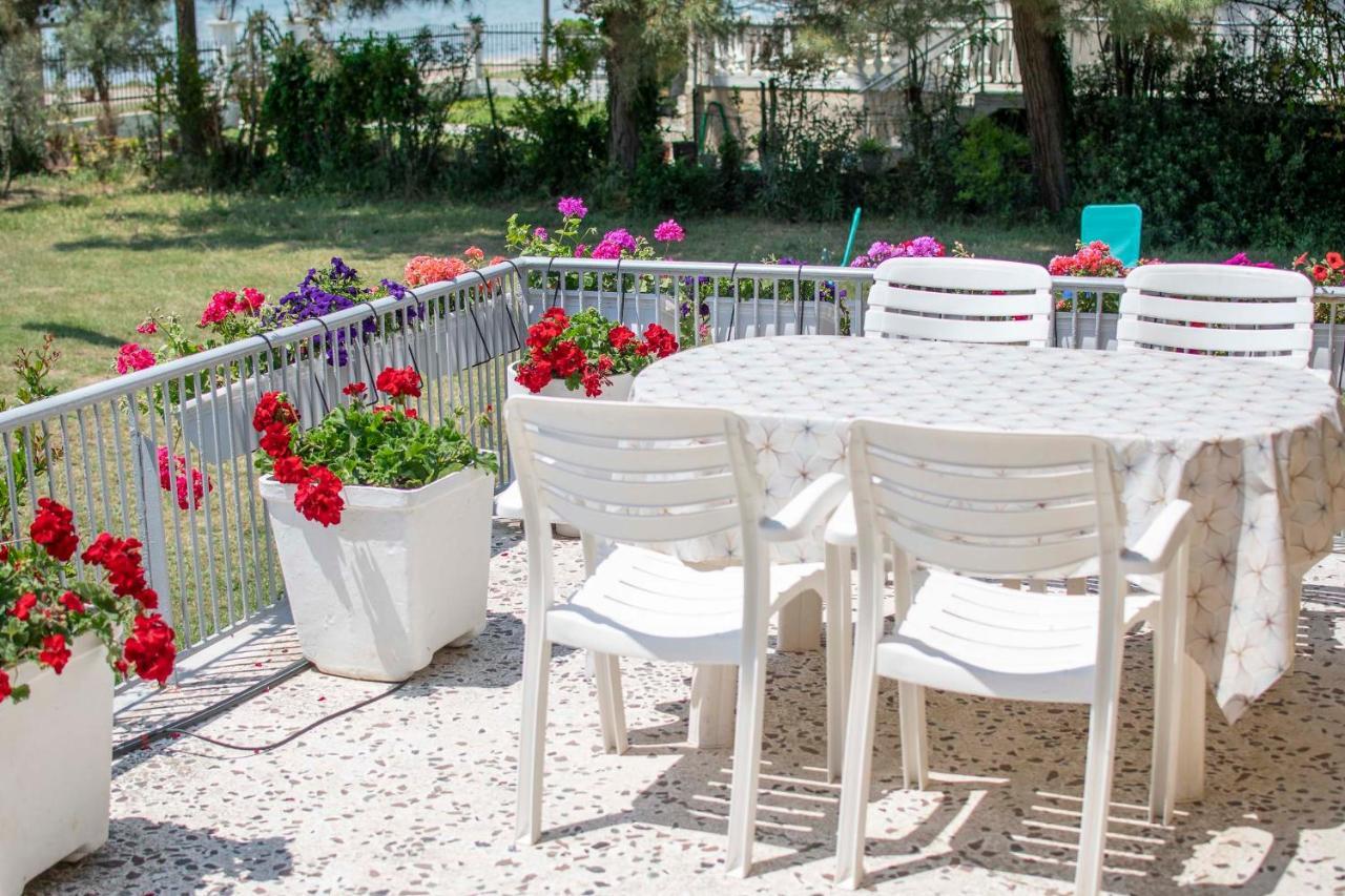 Clio Beach House By Travel Pro Services - Metochi Halkidiki Sozopoli Exteriör bild